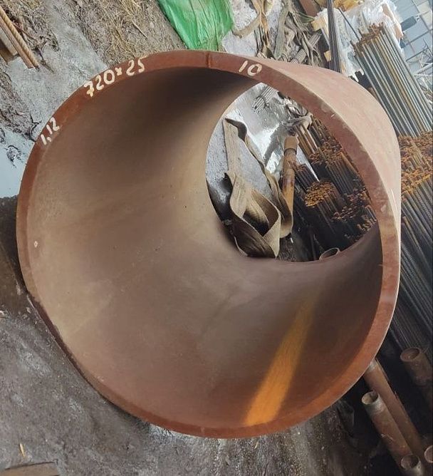 Труба стальная большого диаметра 720х25 мм Сталь 20